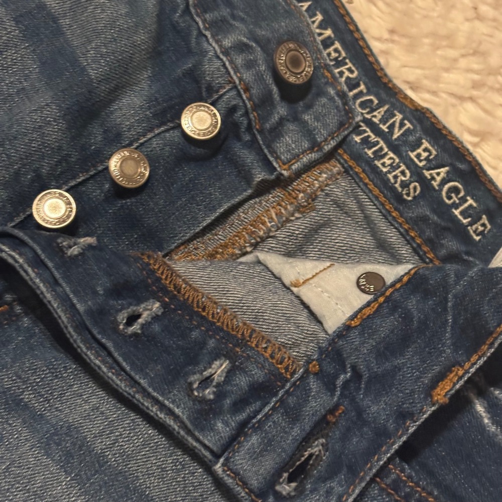 American Eagle Outfitters Vintage Hi Rise Festival Denim Shorts Distressed sz 4 - Picture 9 of 10